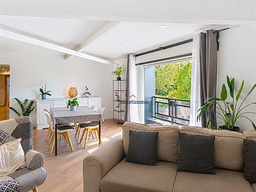 6 pièces 175 m² · à Camaret-sur-Aigues · 175 m² · 235 000 €