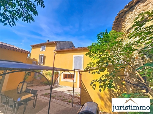 Maison 9 pièces 320 m² · à Camaret-sur-Aigues · 320 m² · 435 000 €
