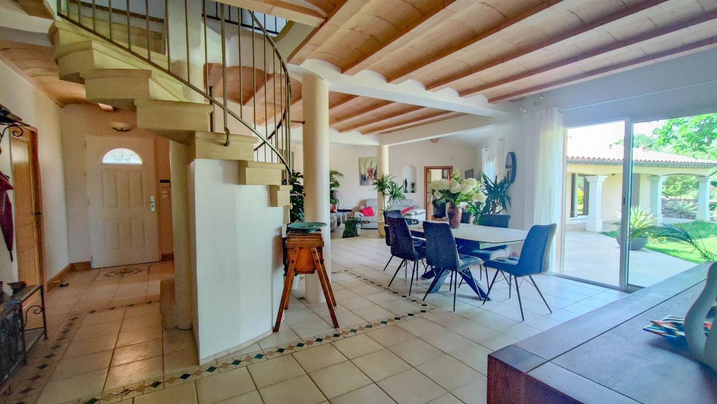 Maison à vendre, 203m², Uzès