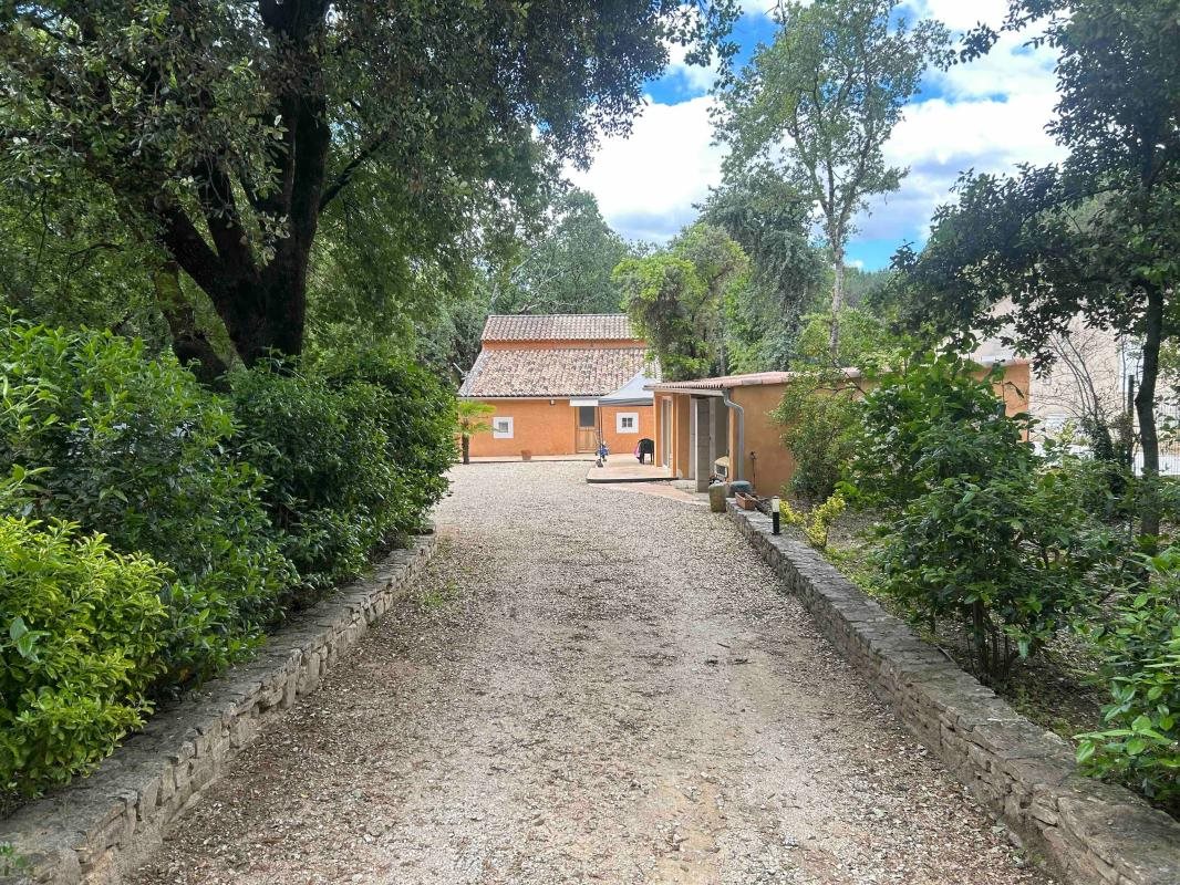 Maison à vendre, 120m², Vers-Pont-du-Gard