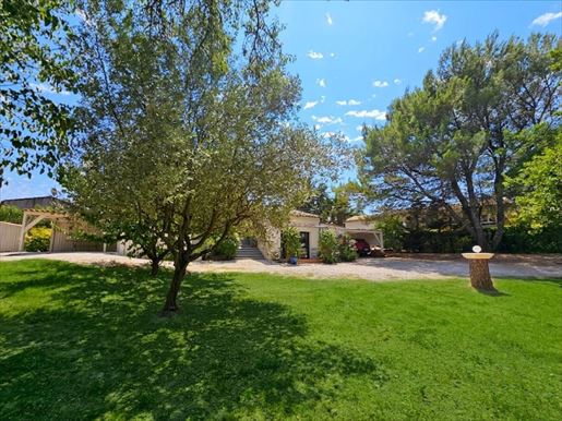 Maison 4 pièces 126 m² · à Uzès · 126 m² · 365 000 €