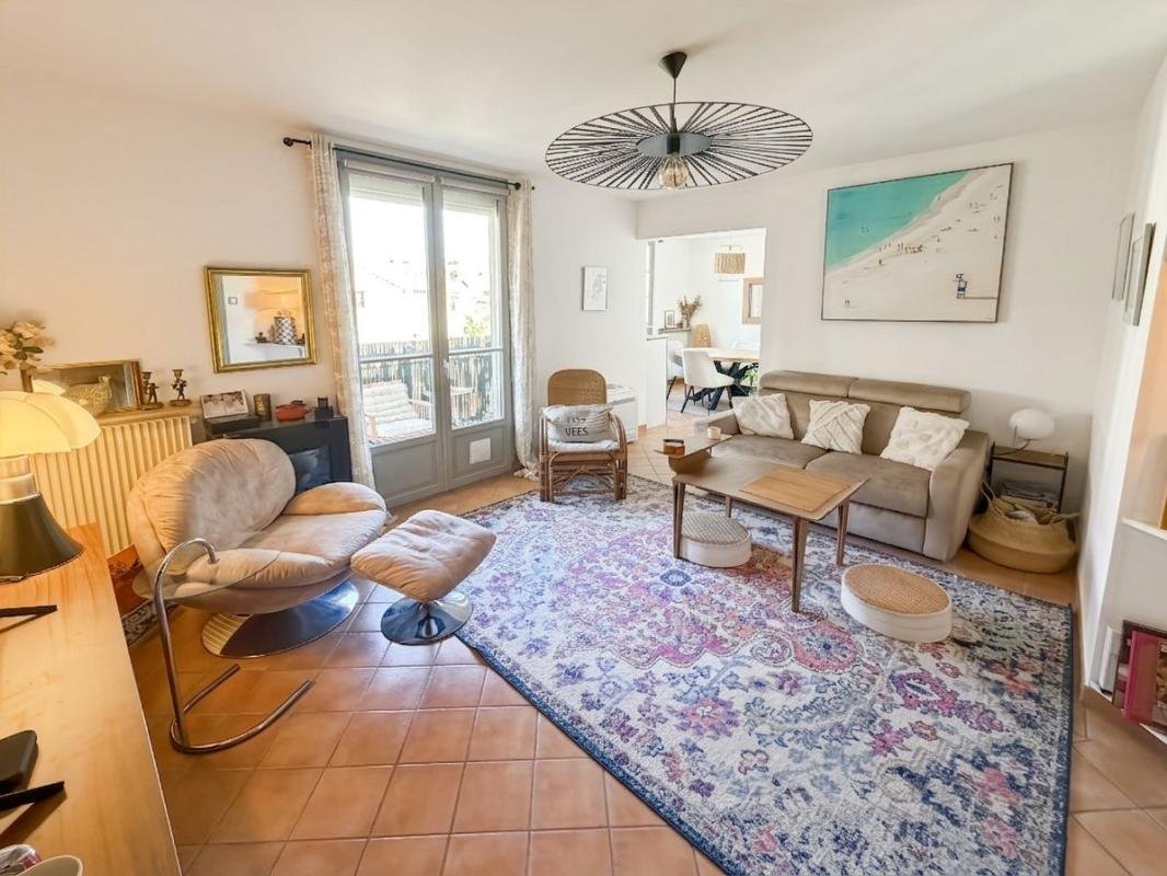 Appartement à vendre, 70m², Uzès