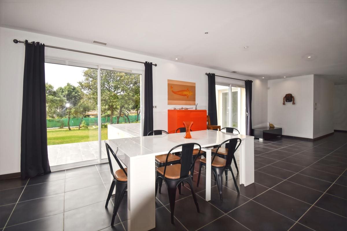 Maison à vendre, 136m², Uzès