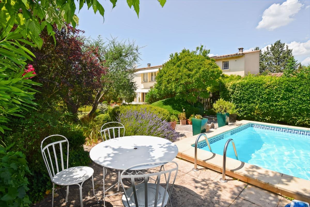 Maison à vendre, 159m², Uzès
