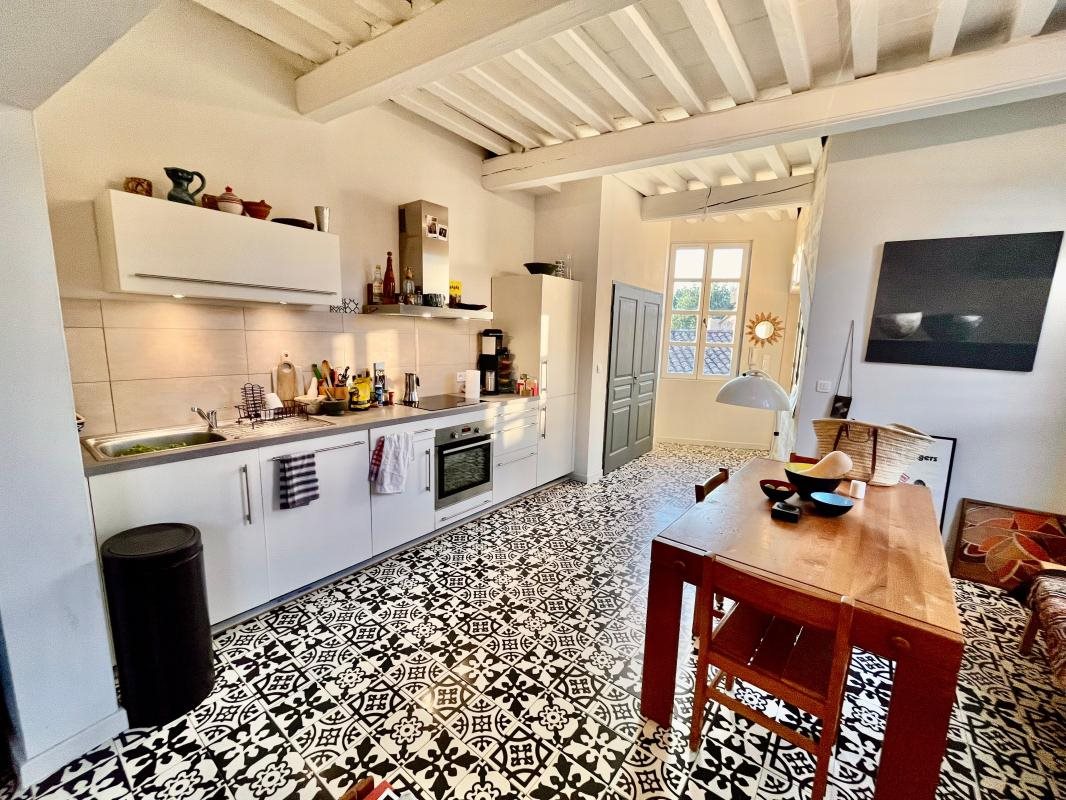 Appartement à vendre, 77m², Uzès