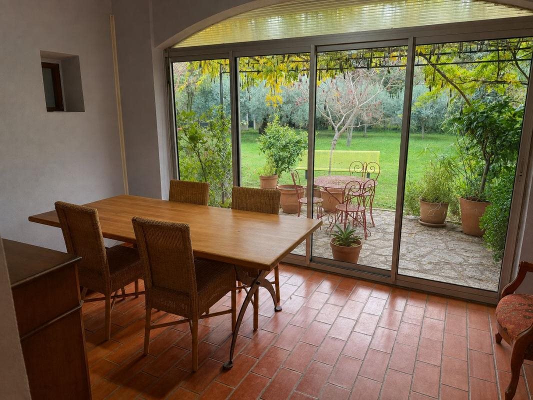 Maison à vendre, 115m², Montaren-et-Saint-Médiers