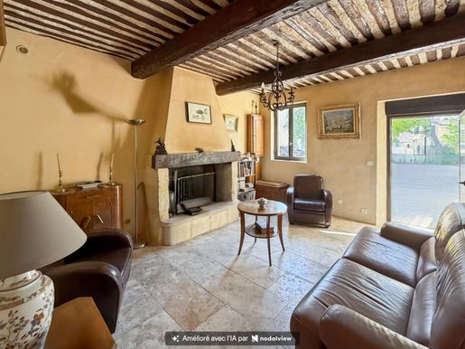 Maison 4 pièces 121 m² · à Saint-Hilaire-d'Ozilhan · 121 m² · 208 000 €
