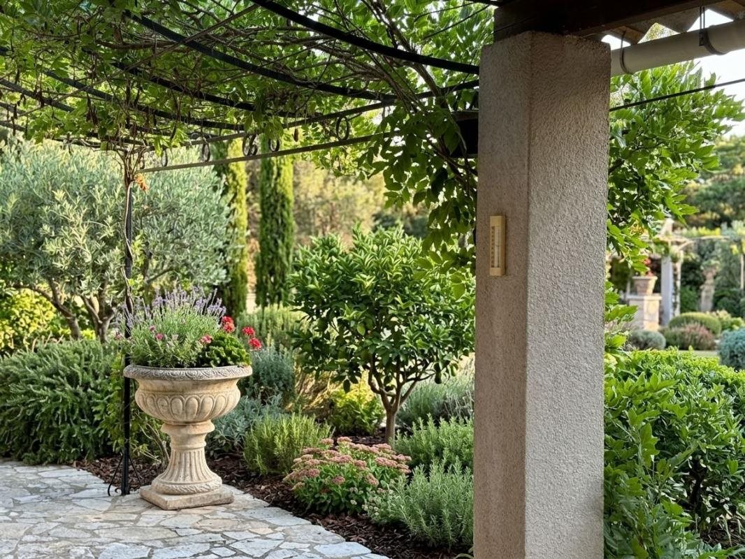 Maison à vendre, 115m², Montaren-et-Saint-Médiers