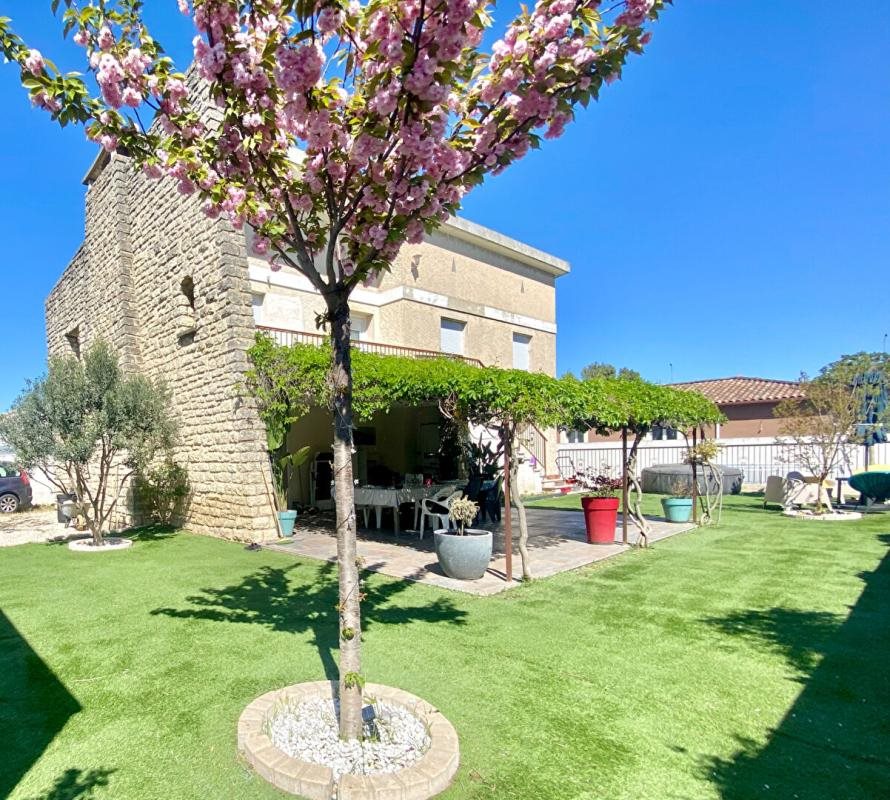 Maison à vendre, 180m², Le Pontet