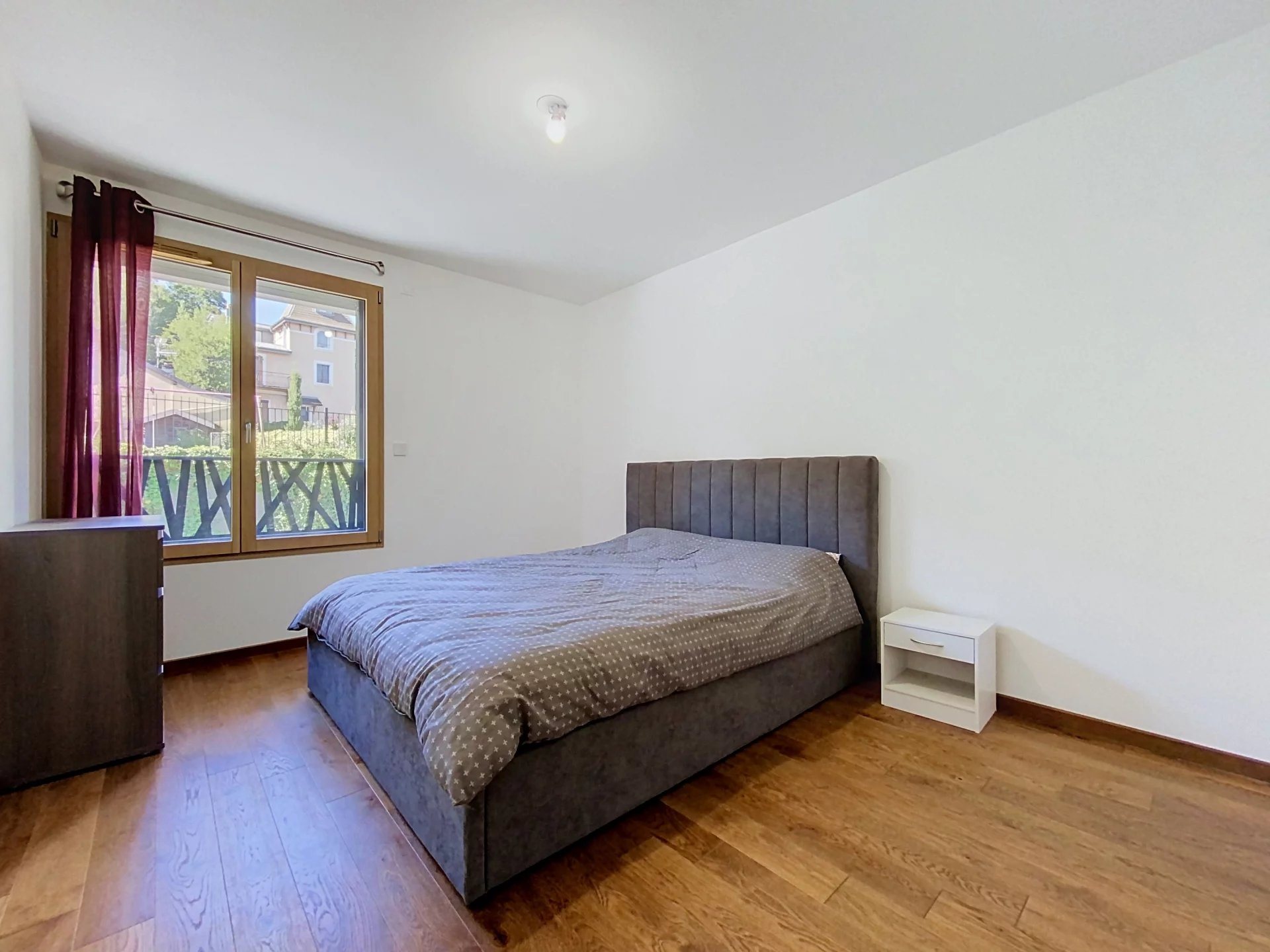 Appartement à louer, 89m², Evian-les-Bains
