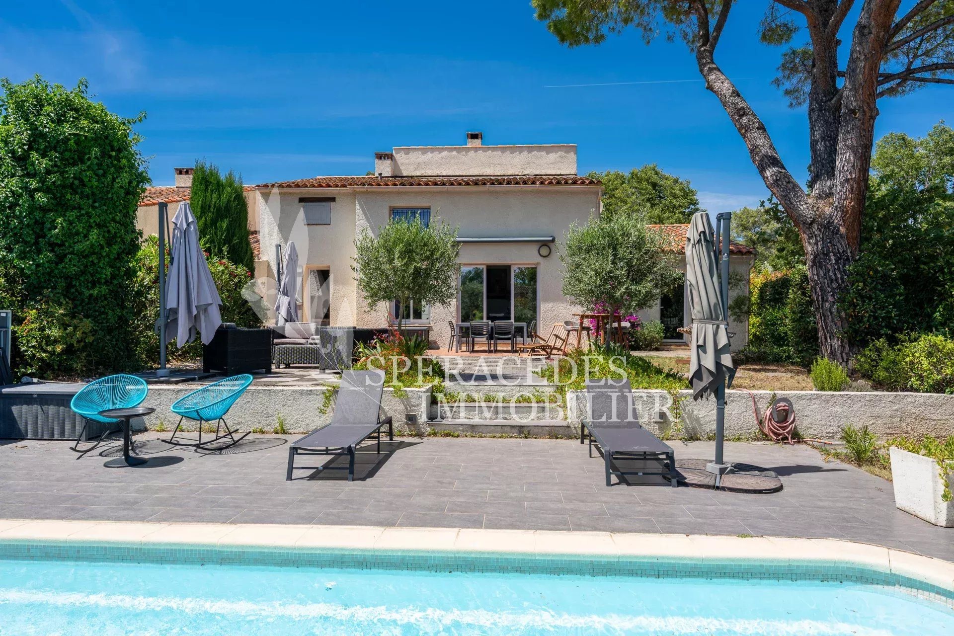 Maison à vendre, 135m², Grasse