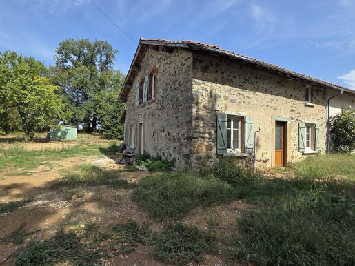 Maison 5 pièces 121 m² · à Le Vigen · 121 m² · 182 000 €