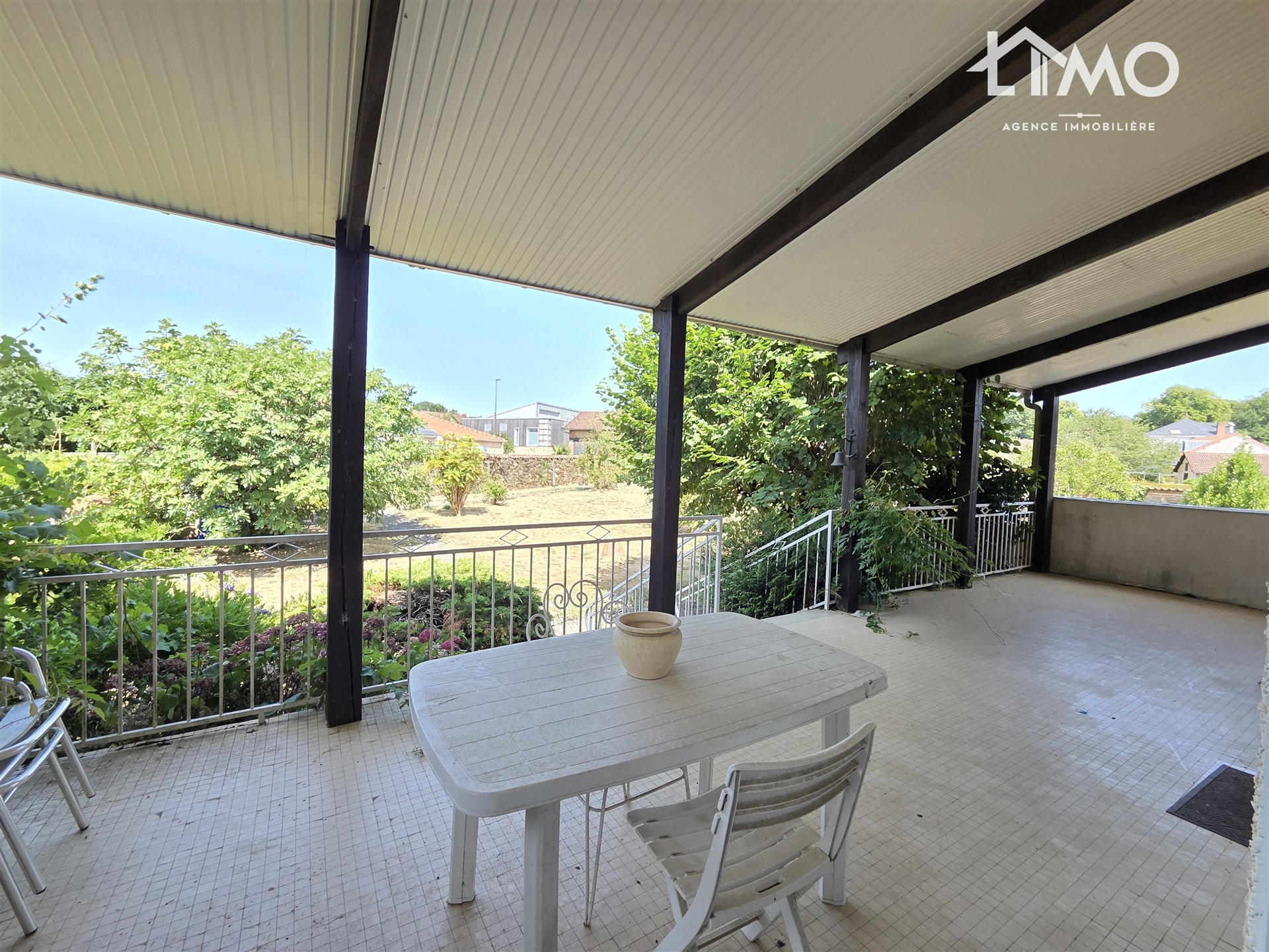Maison à vendre, 195m², Verneuil-sur-Vienne