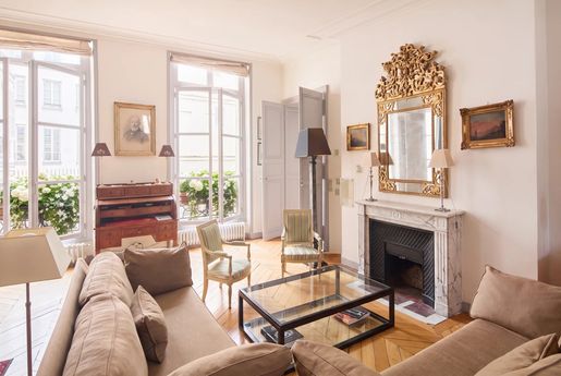 Appartement 5 pièces 148 m² · à Paris 6ème · 148 m² · 2 850 000 €