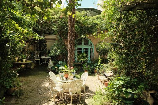 Maison 8 pièces 184 m² · à Paris 18ème · 184 m² · 2 500 000 €