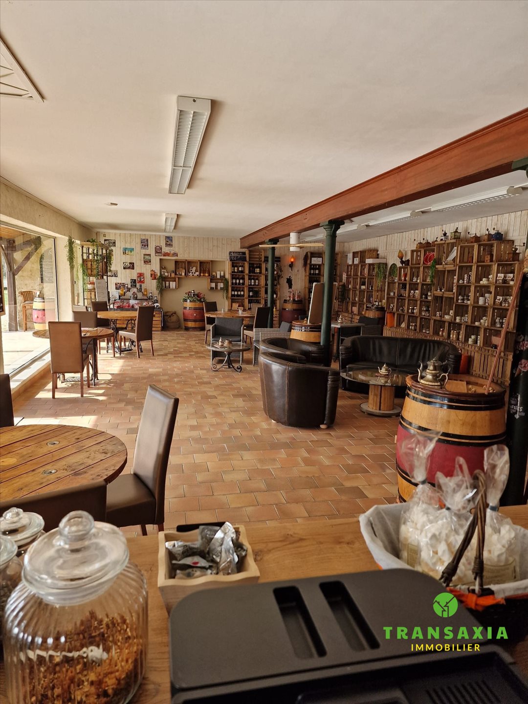 Maison à vendre, 550m², Blanquefort-sur-Briolance