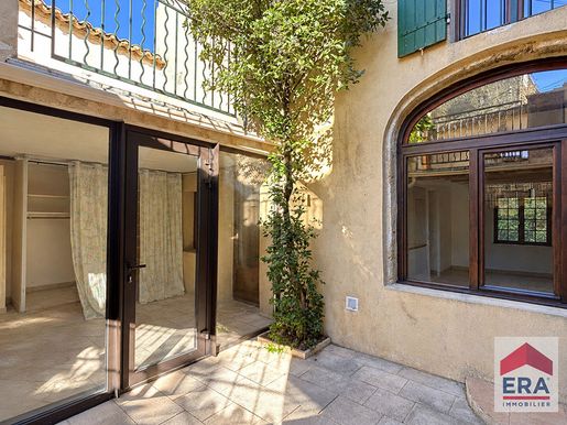 Maison 5 pièces 132 m² · à Courthézon · 132 m² · 259 000 €