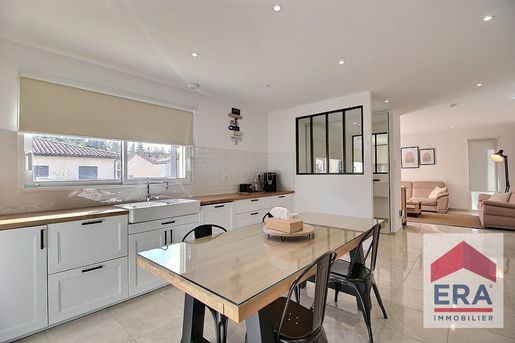 Maison 4 pièces 94 m² · à Carpentras · 94 m² · 325 000 €