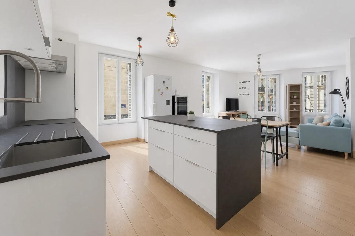 Appartement – Bordeaux, Bordeaux, Port de la Lune - Plus