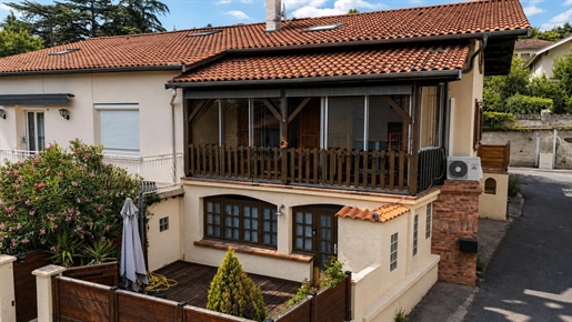 Maison 7 pièces 165 m² · à Saint-Clair-du-Rhône · 165 m² · 314 000 €