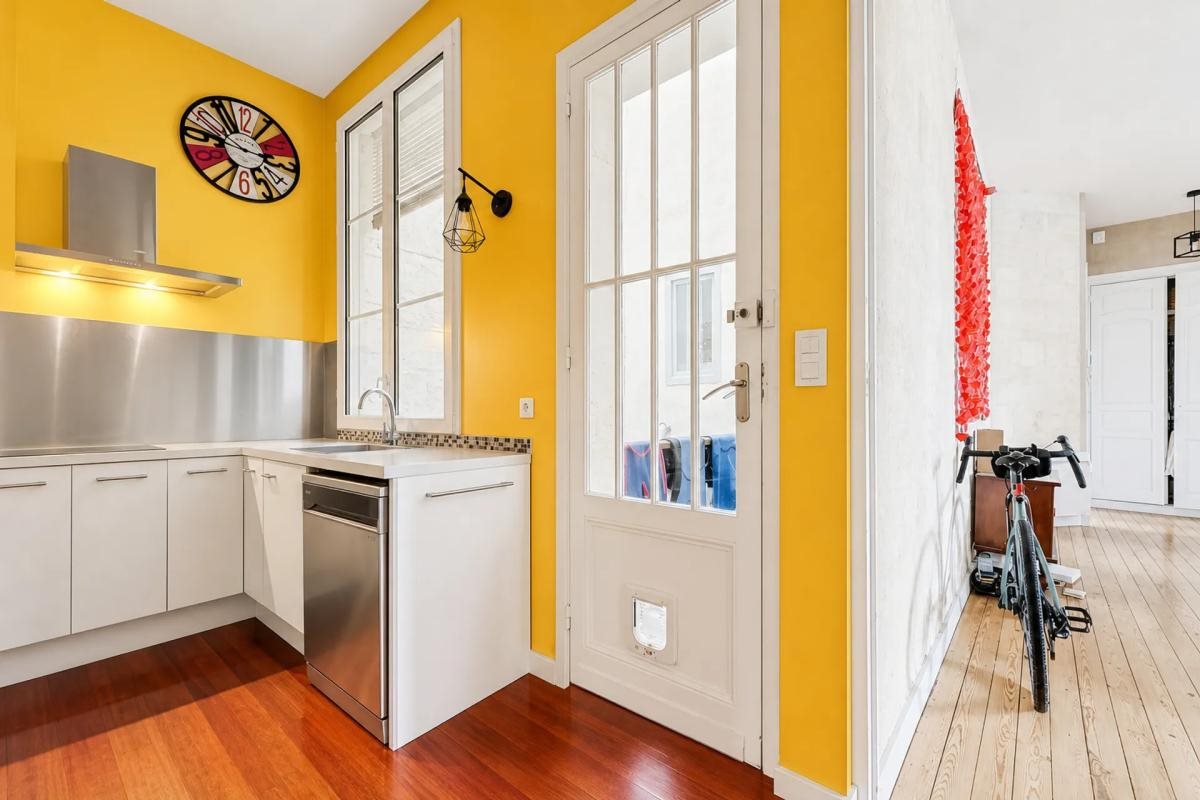 4-room, 95 m² apartment in Bordeaux - Plus