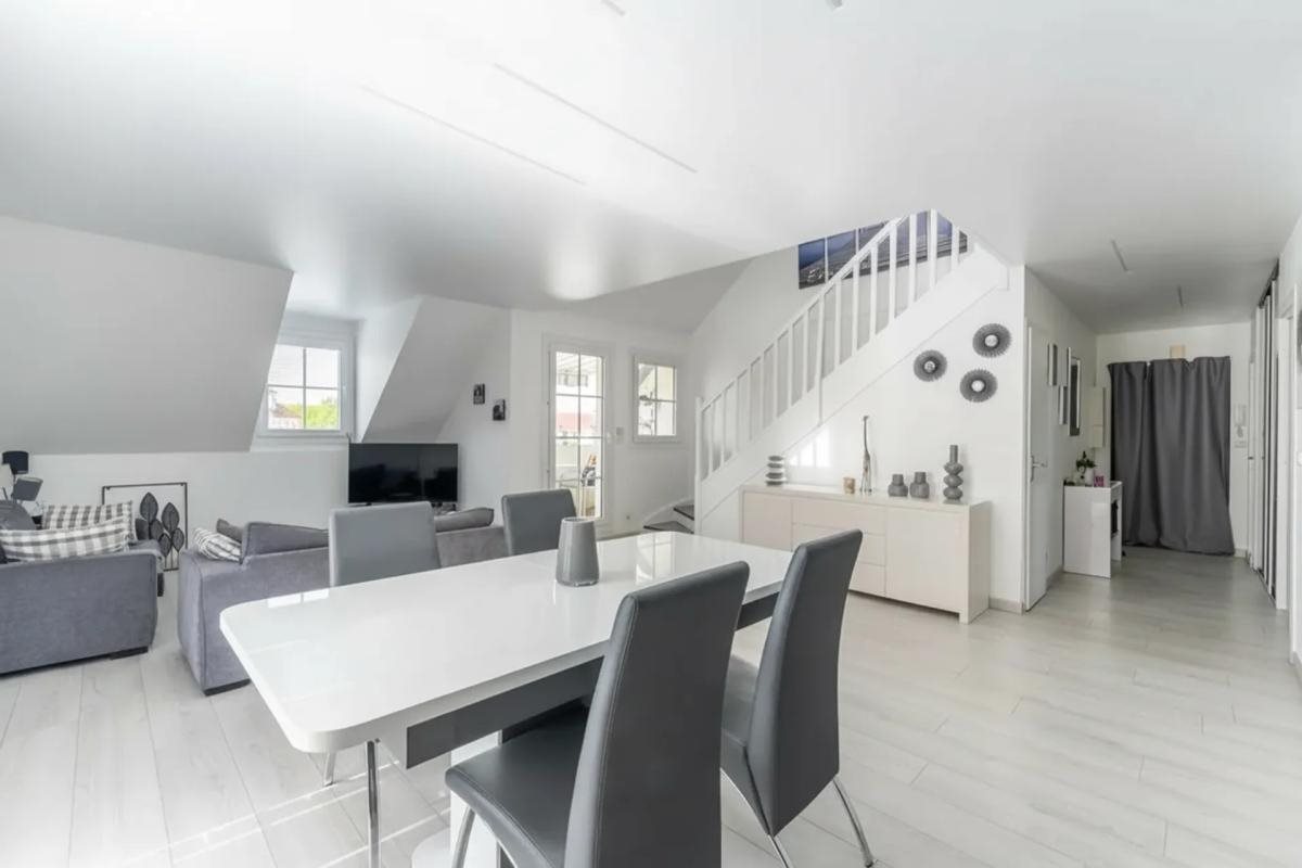 Appartement à vendre, 102m², Cergy
