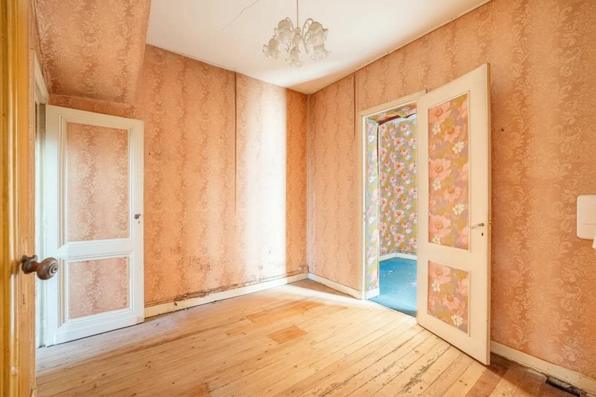 Building with 6 rooms, 119 m² in Bordeaux - Vue 3