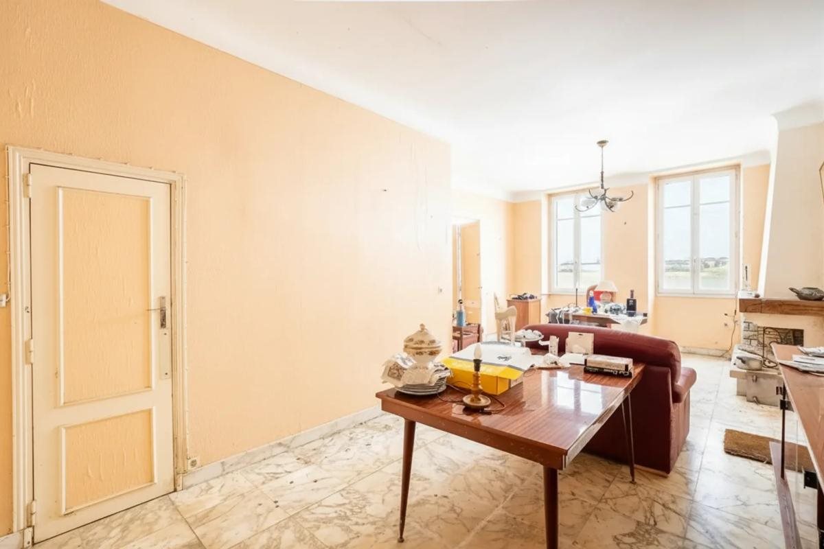 Building with 6 rooms, 119 m² in Bordeaux - Vue 4
