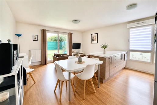 Advert pic 0