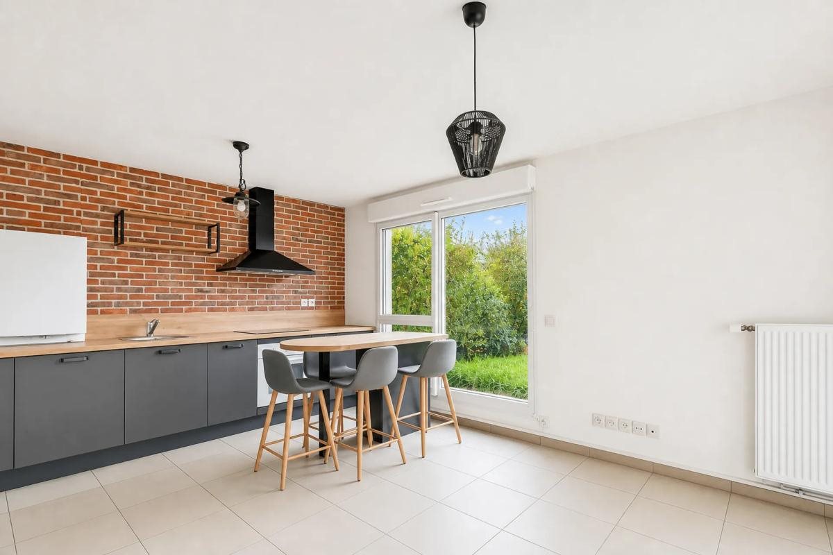 Appartement à vendre, 40m², Vénissieux