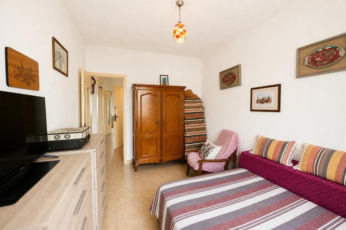 Purchase: Apartment (13004) - View 6