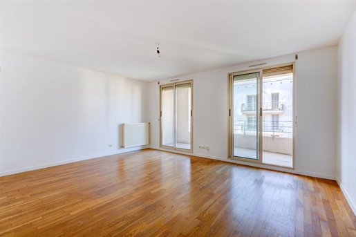 Appartement 3 pièces 72 m² · à Lyon 8ème · 72 m² · 359 000 €