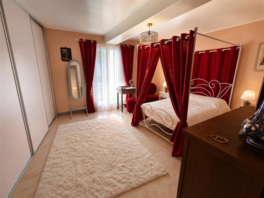 Maison 5 pièces 150 m² · à Loudun · 150 m² · 150 000 €