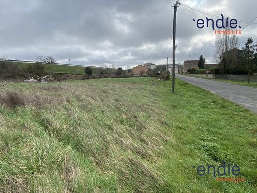 21 €/m² · à Parthenay · 26 000 €