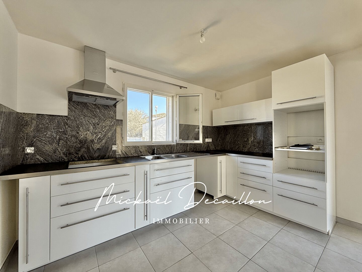 Maison à vendre, 105m², Castillon-du-Gard