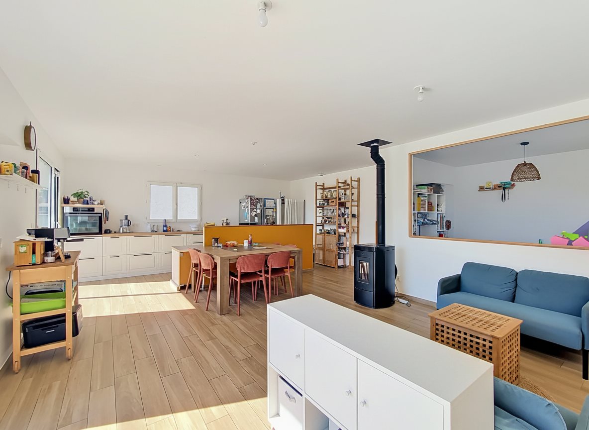 Maison à vendre, 97m², Sénas