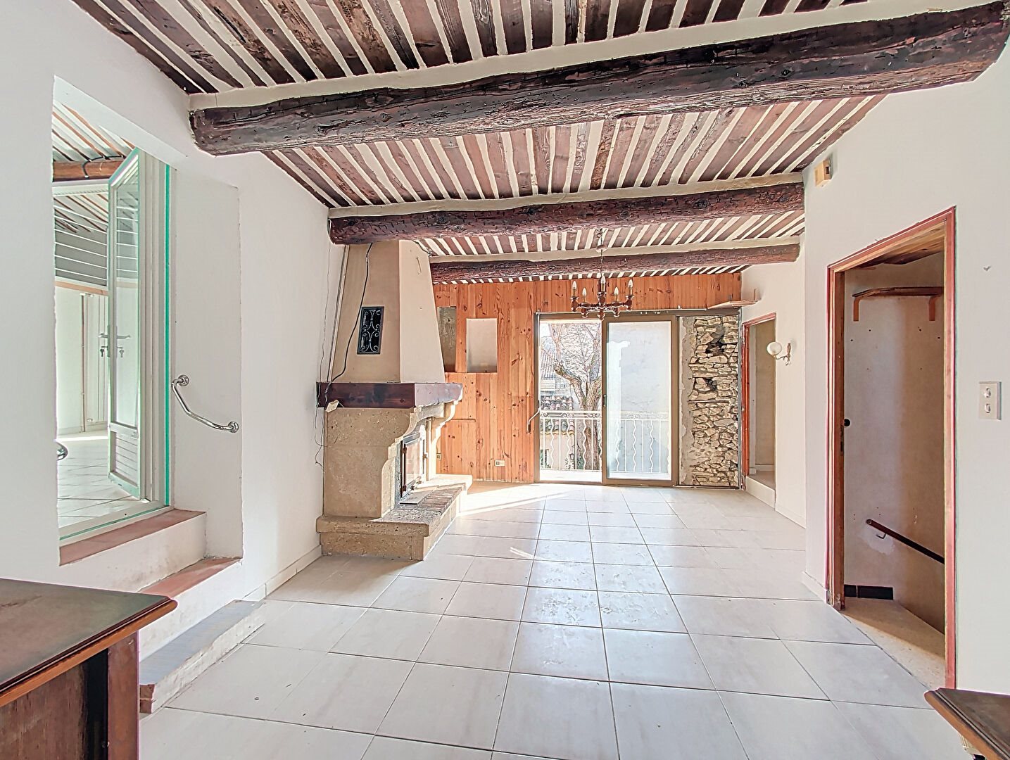 Maison à vendre, 160m², Eyguières