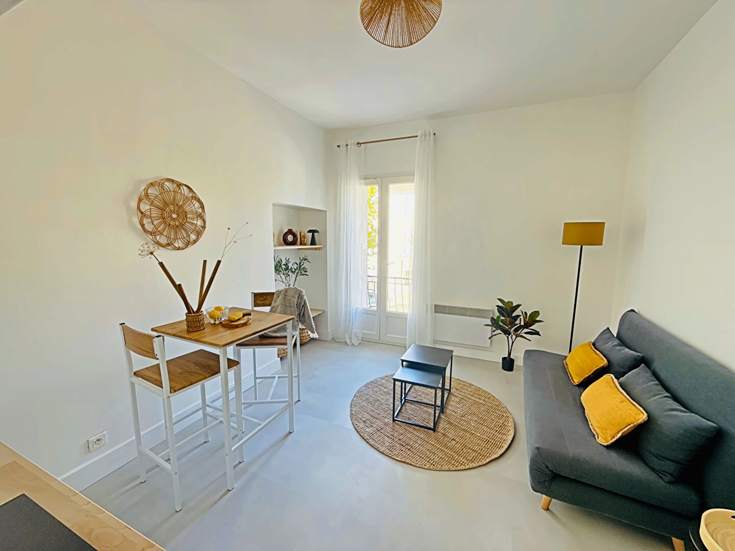 Appartement à louer, 19m², Sénas