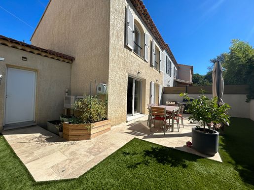 Maison 4 pièces 101 m² · à Alleins · 101 m² · 349 000 €