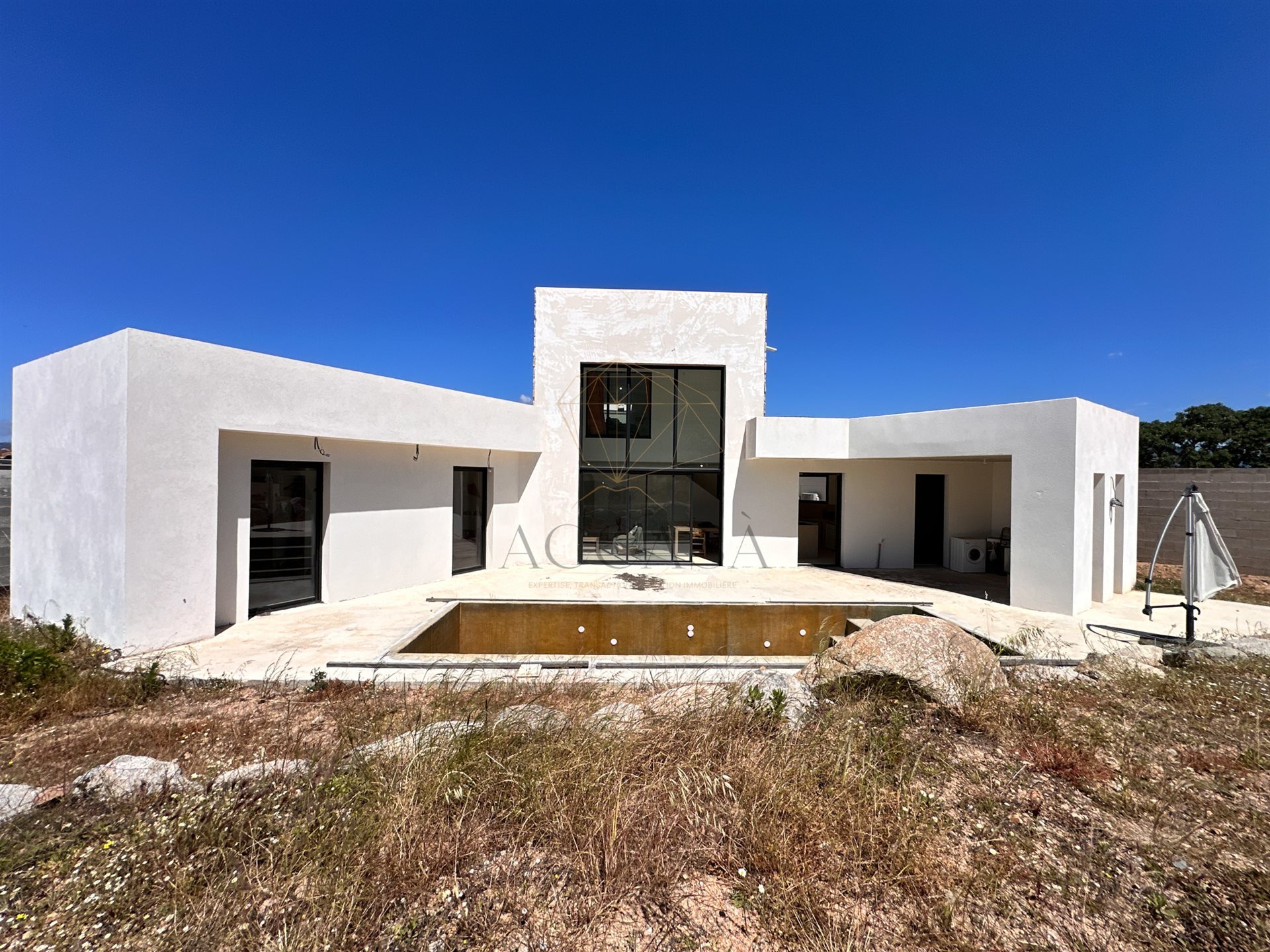 Maison à vendre, 113m², Figari