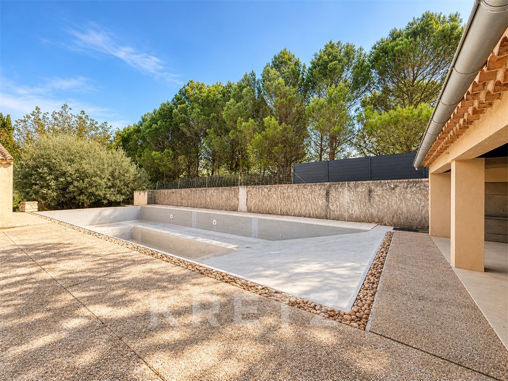 Maison à vendre, 350m², Saint-Rémy-de-Provence