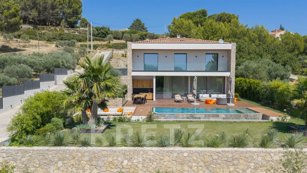 Maison à vendre, 270m², Saint-Chamas