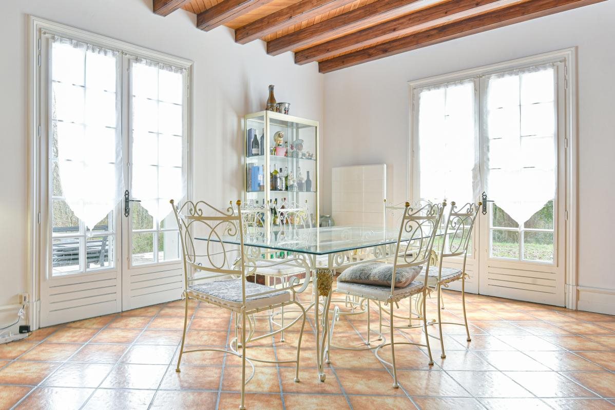 Maison à vendre, 253m², Champniers-et-Reilhac
