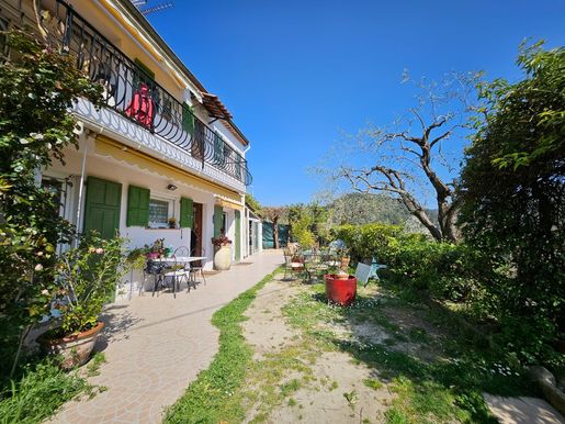 Maison 6 pièces 109 m² · à Cantaron · 109 m² · 515 000 €