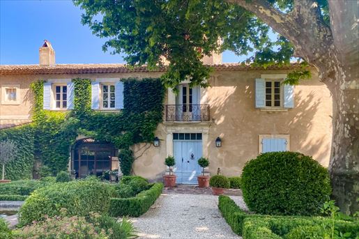 Annonce · à Cabrières-d'Avignon · 304 m² · 1 500 000 €