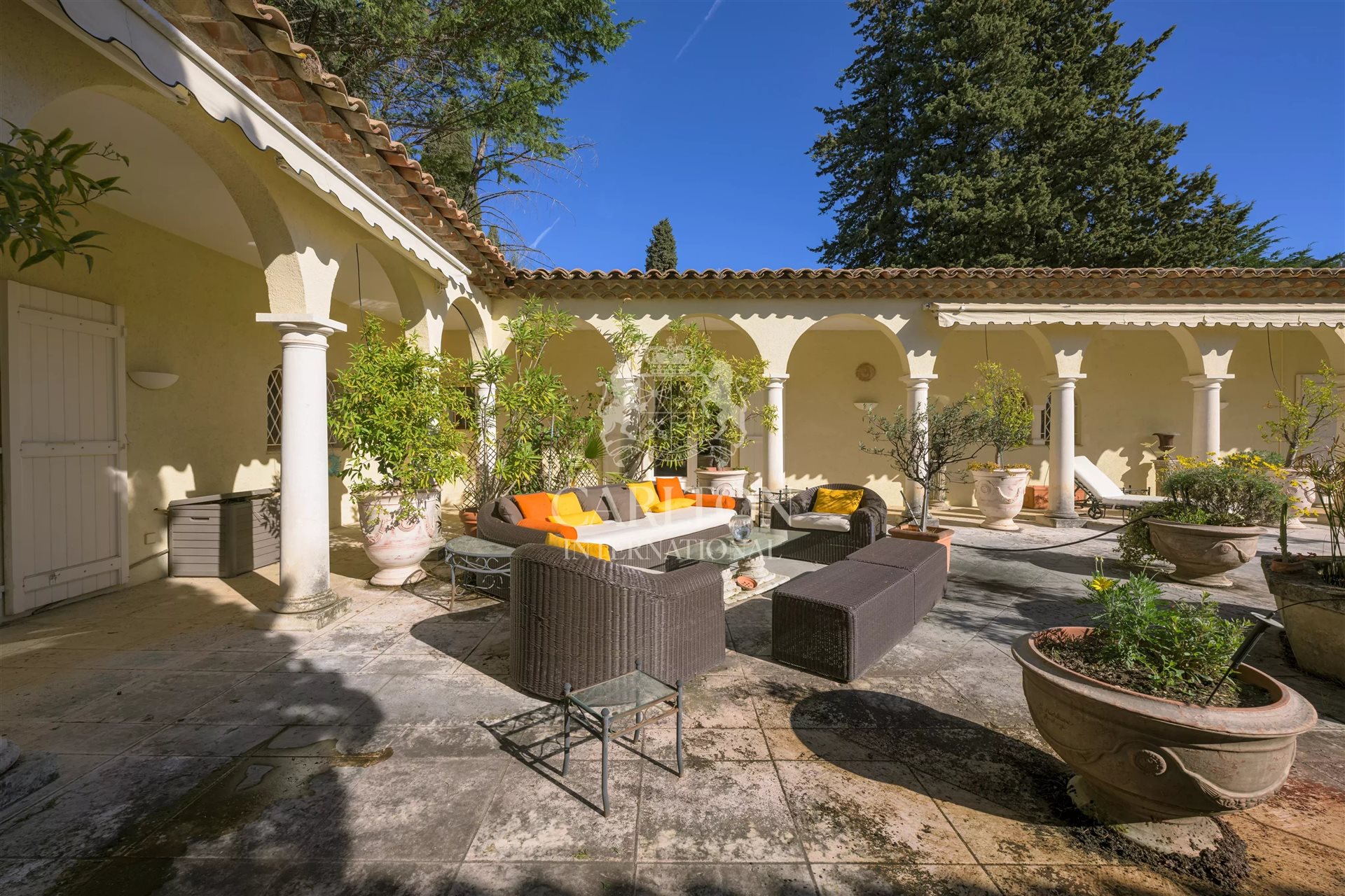 Maison à vendre, 320m², Grasse