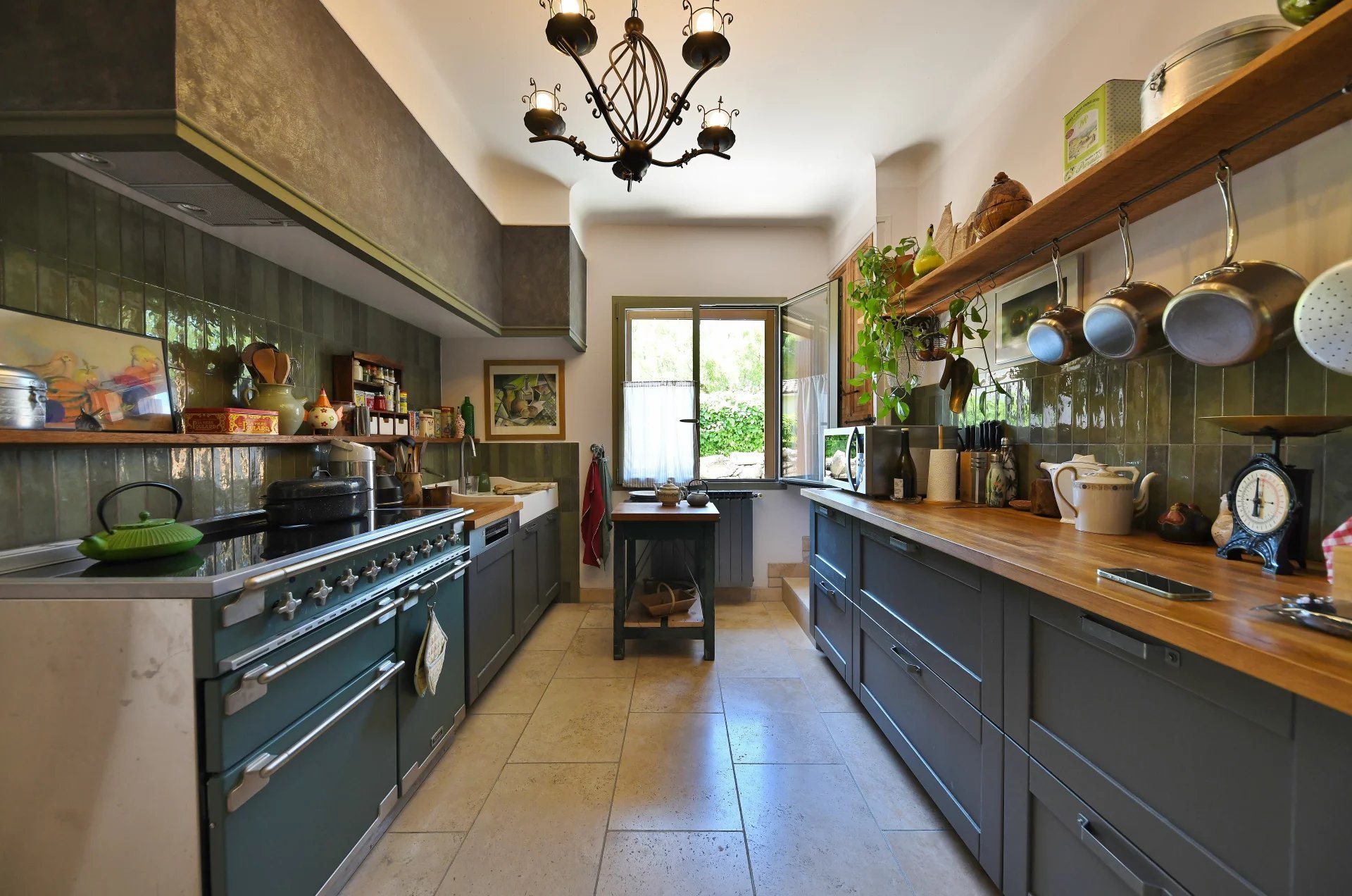 Maison à vendre, 185m², Uzès