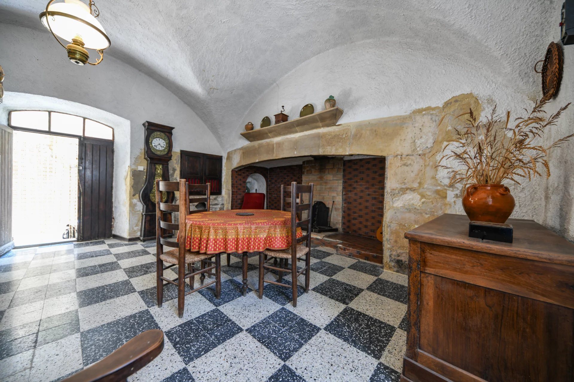 Maison à vendre, 110m², Lussan