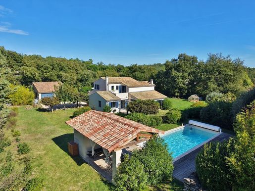 Maison 7 pièces 166 m² · à Uzès · 166 m² · 595 000 €