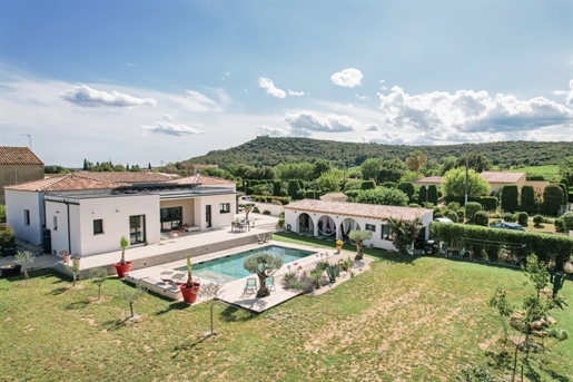 Maison 8 pièces 175 m² · à Uzès · 175 m² · 690 000 €